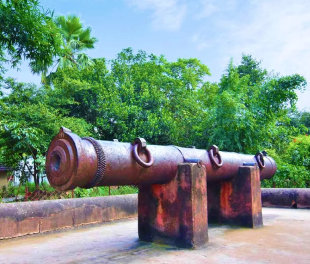 Jahankosha-Cannon -The Must Visit Places In Murshidabad